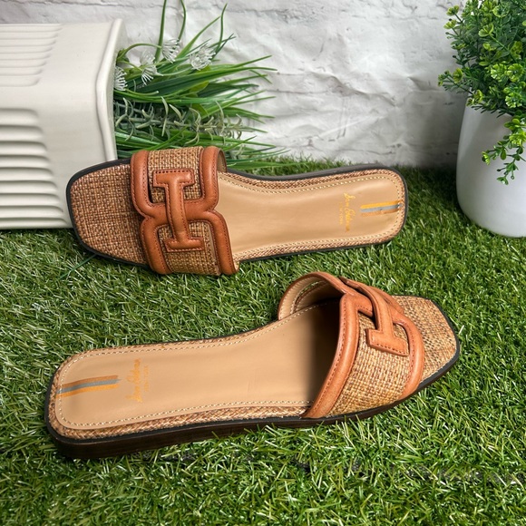 Sam Edelman Irina Slide Sandal
Women's Sandals size 7 new - Picture 5 of 17